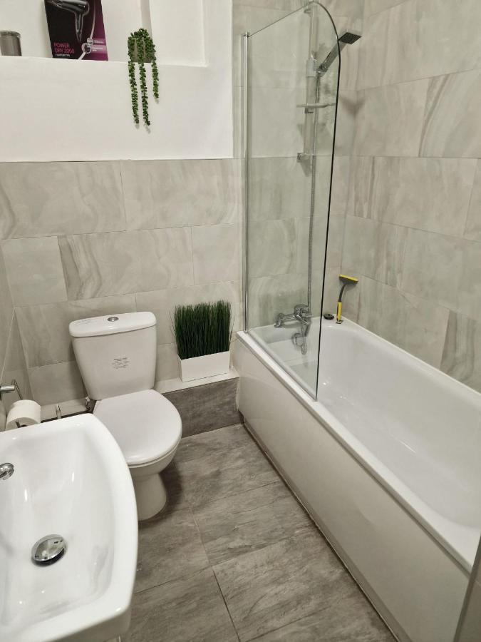 Spacious 4 Bedrooms Apartment For 10 Near Marble Arch Londres Exterior foto
